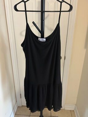 Joseph Ribkoff Black Spaghetti-Strap Cami with Pleated Hem